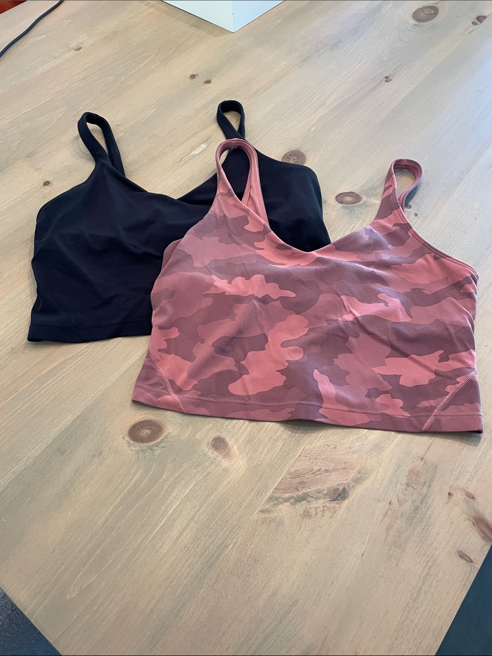 2 Lululemon tops